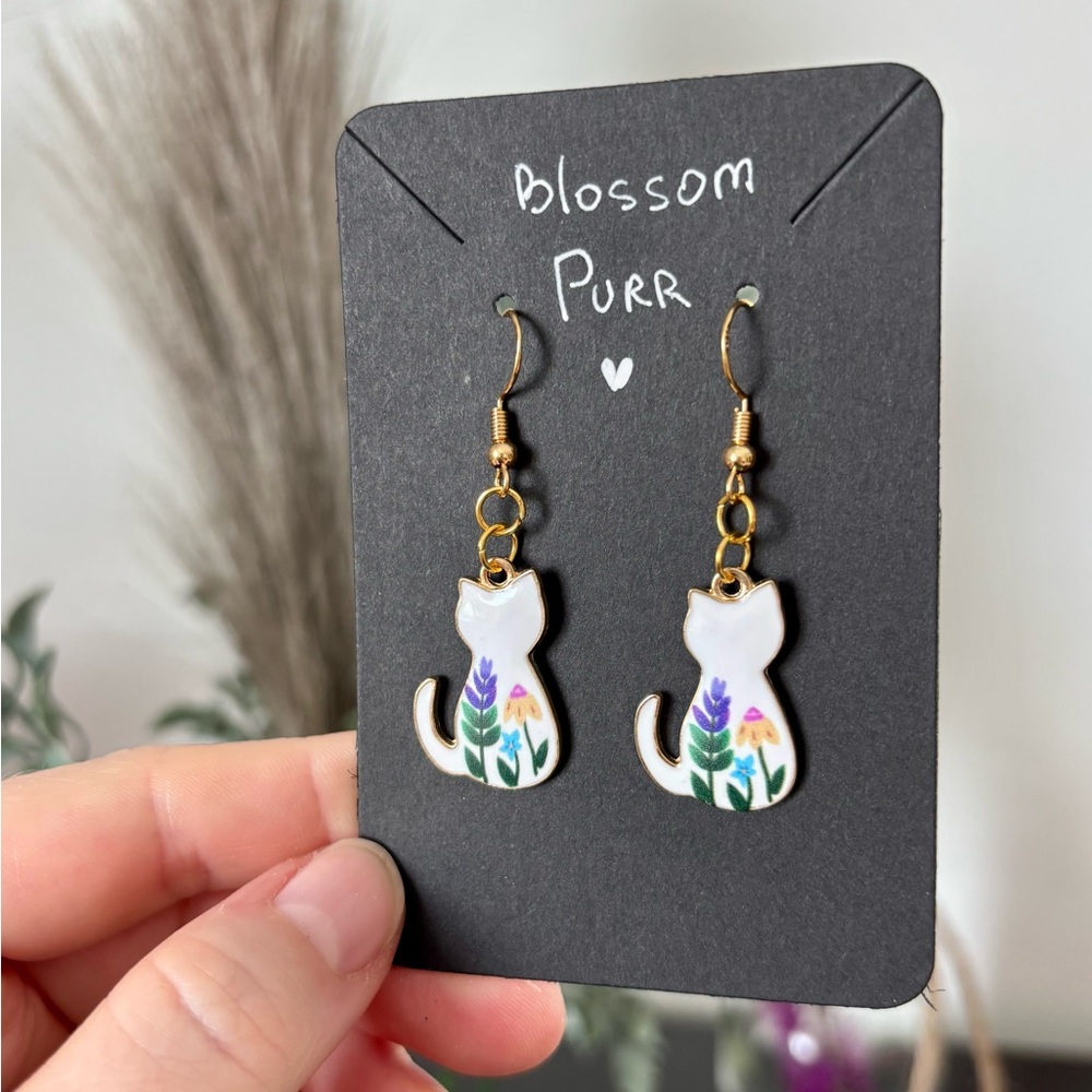 🔴 SOLD Blossom Purr Earrings – Floral Cat Dangle • Cute Handmade Garden Style
